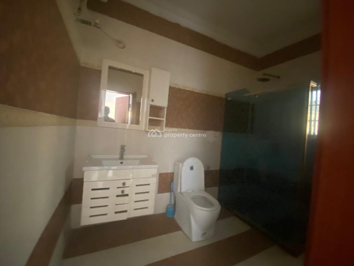 3 Bedroom Apartment with Bq, Chevron, Lekki, Lagos, Flat / Apartment for Sale