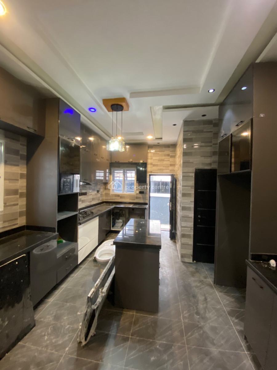 Lovely 5 Bedroom Duplex in a Gated Estate, Osapa London, Osapa, Lekki, Lagos, Detached Duplex for Sale