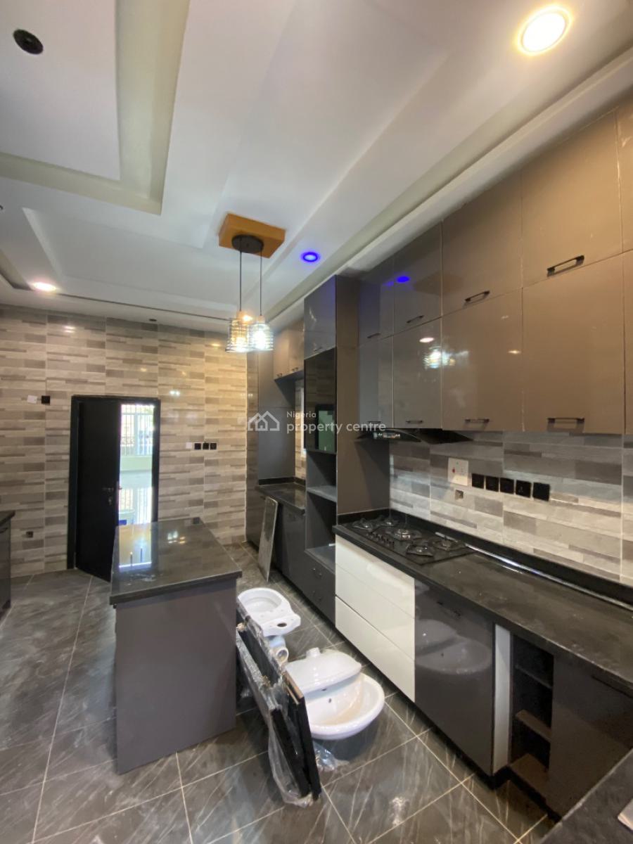 Lovely 5 Bedroom Duplex in a Gated Estate, Osapa London, Osapa, Lekki, Lagos, Detached Duplex for Sale