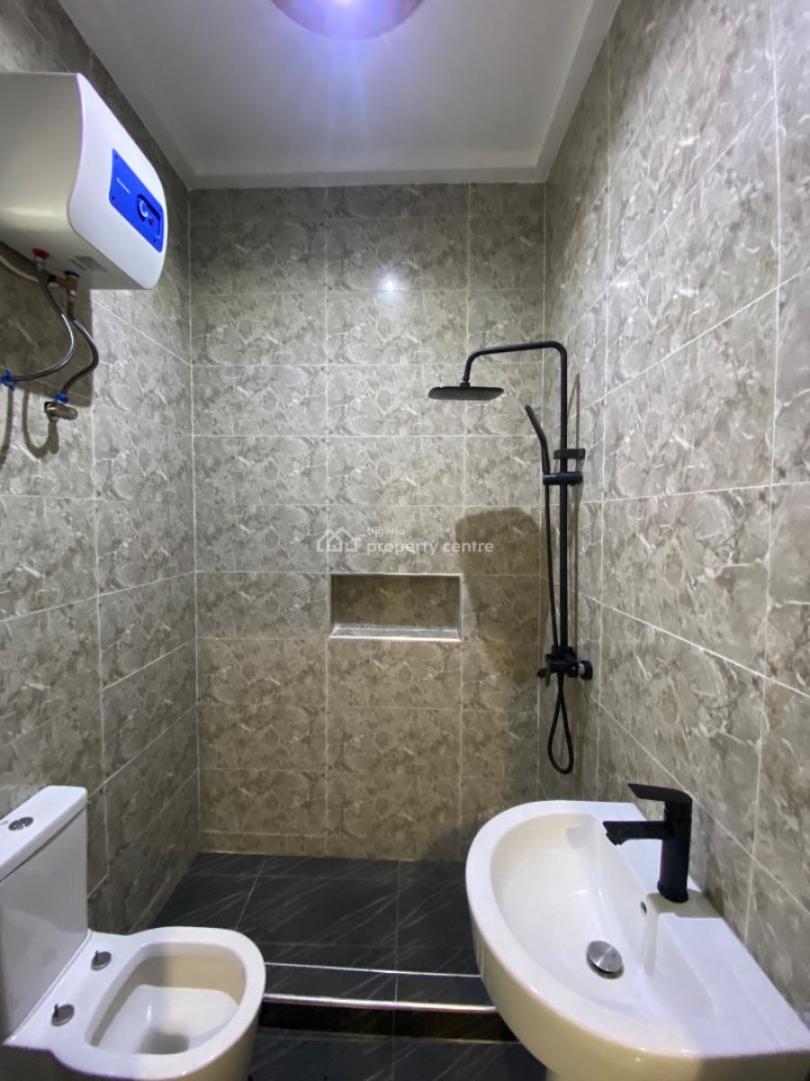 Lovely 5 Bedroom Duplex in a Gated Estate, Osapa London, Osapa, Lekki, Lagos, Detached Duplex for Sale