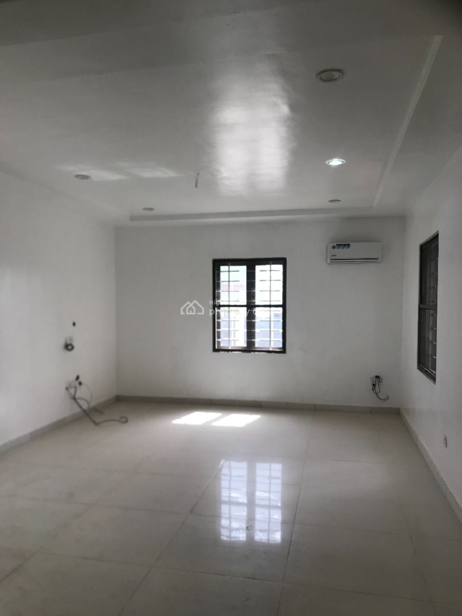 Serviced 4 Bedrooms Terrace Duplex with Bq, Jahi, Abuja, Terraced Duplex for Rent
