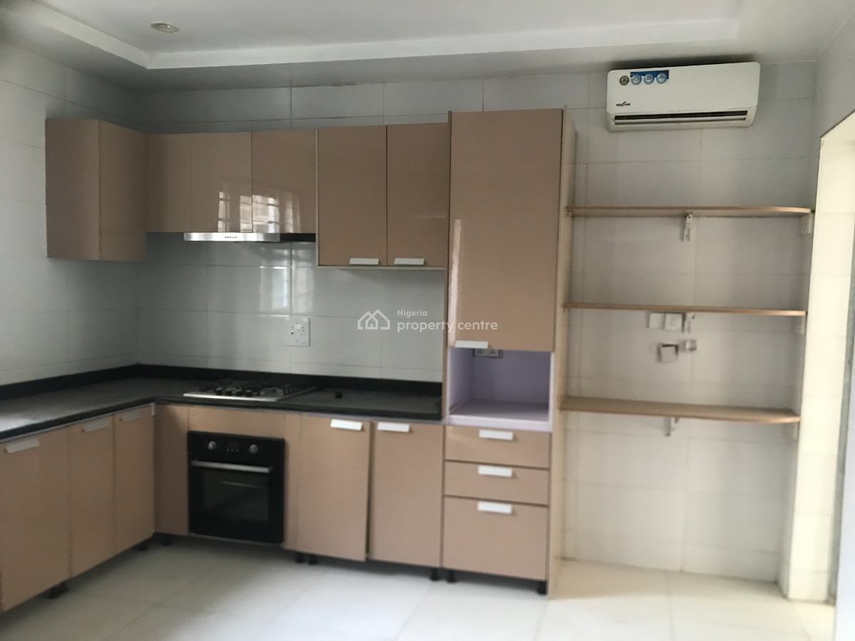 Serviced 4 Bedrooms Terrace Duplex with Bq, Jahi, Abuja, Terraced Duplex for Rent