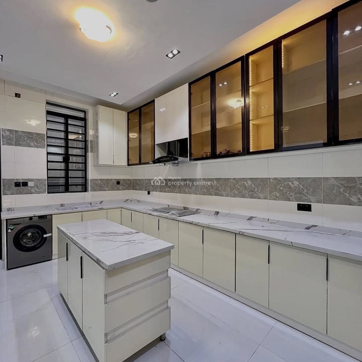 5 Bedroom Fully Detached Duplex with Swimming Pool, Bq, Ample Parking, Lekki Expressway, Lekki, Lagos, Detached Duplex for Sale