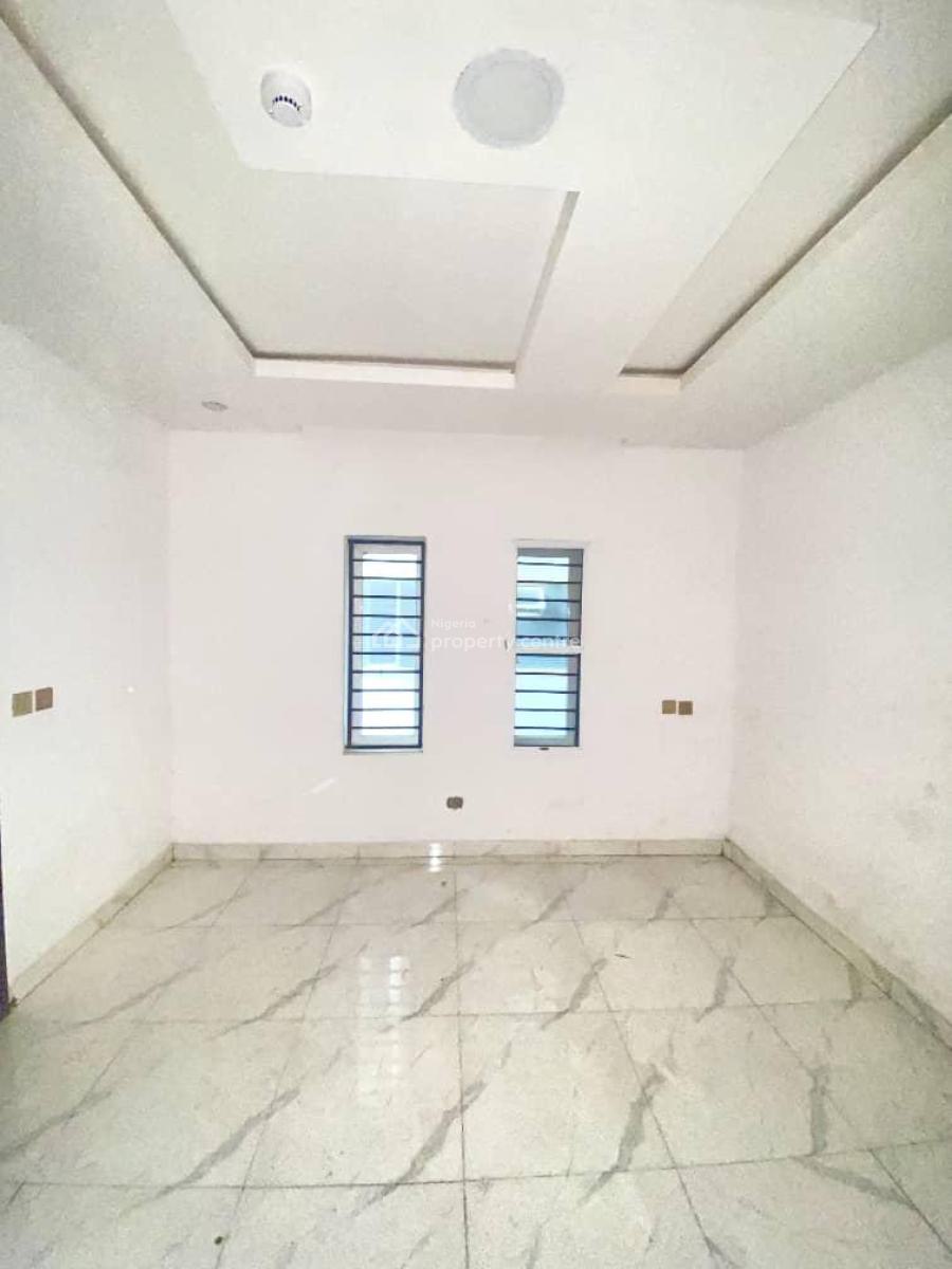 Newly Built 2 Bedroom Apartment, Lekki Phase 1, Lekki, Lagos, Flat / Apartment for Rent