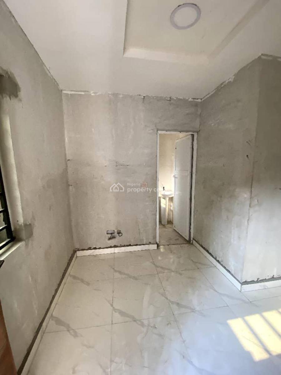 Newly Built 2 Bedroom Apartment, Lekki Phase 1, Lekki, Lagos, Flat / Apartment for Rent