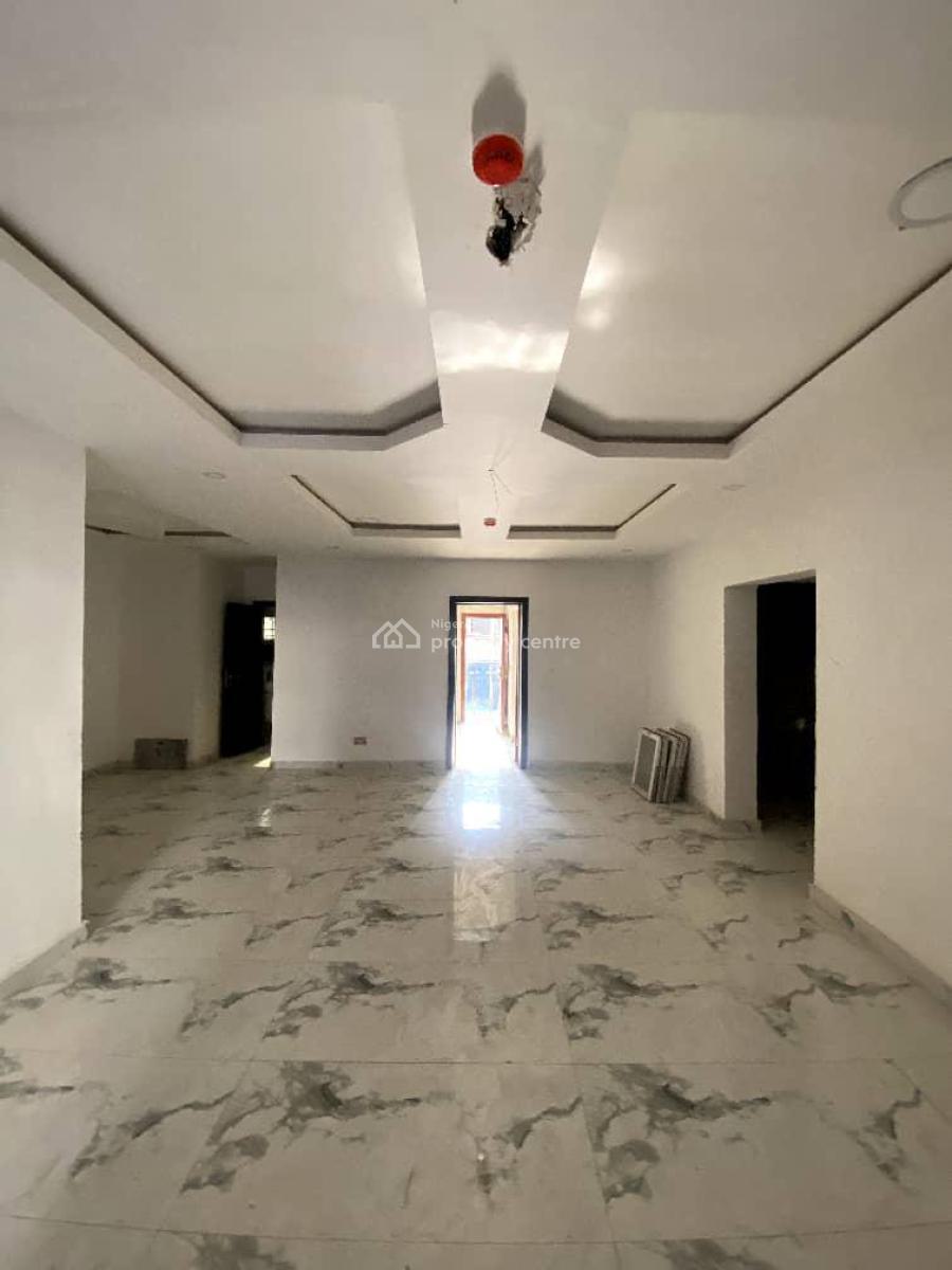 Newly Built 2 Bedroom Apartment, Lekki Phase 1, Lekki, Lagos, Flat / Apartment for Rent