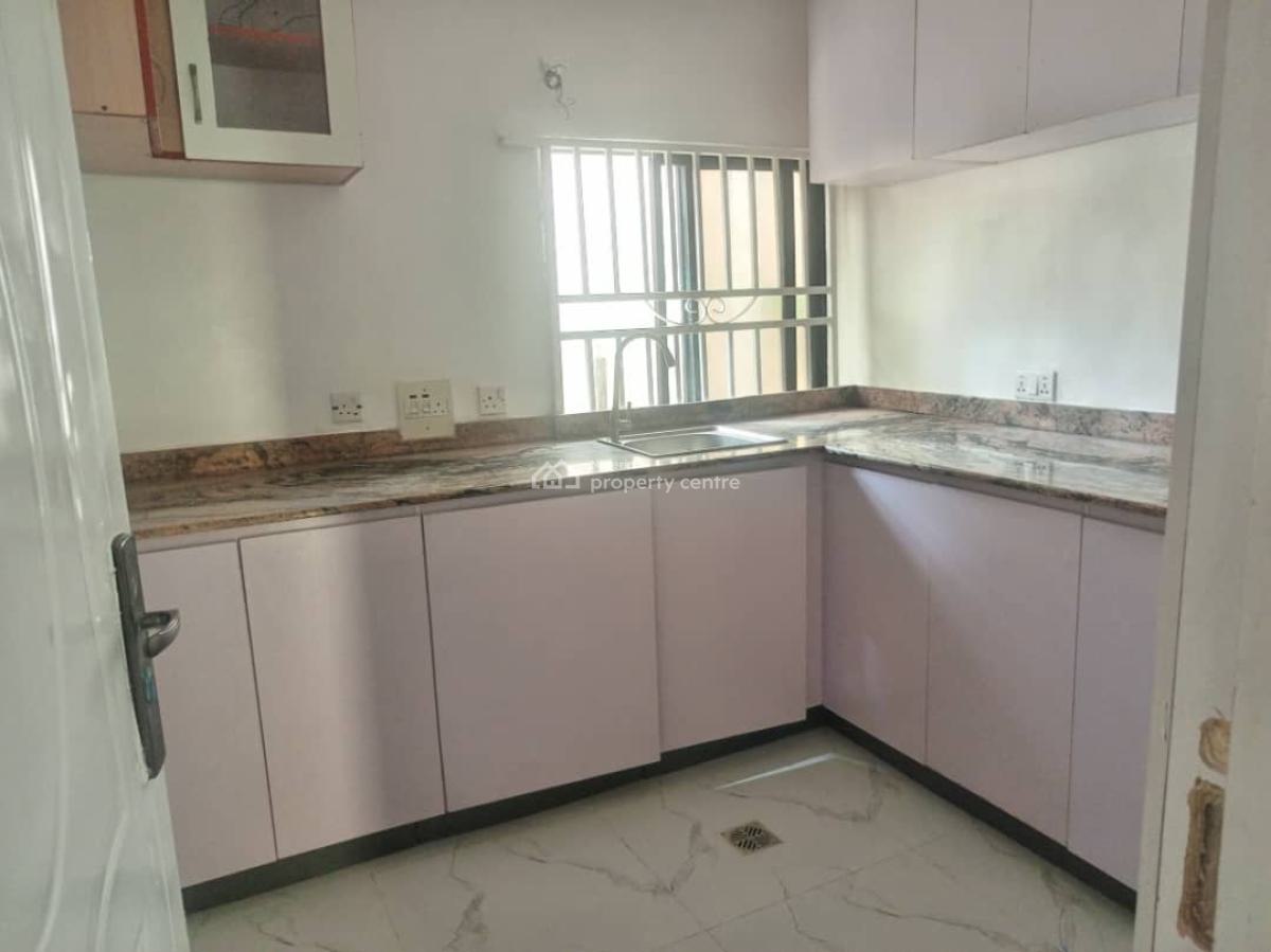 Newly Renovated 2-bedroom Apartment, Off Hakeem Dickson, Lekki Phase 1, Lekki, Lagos, Flat / Apartment for Rent