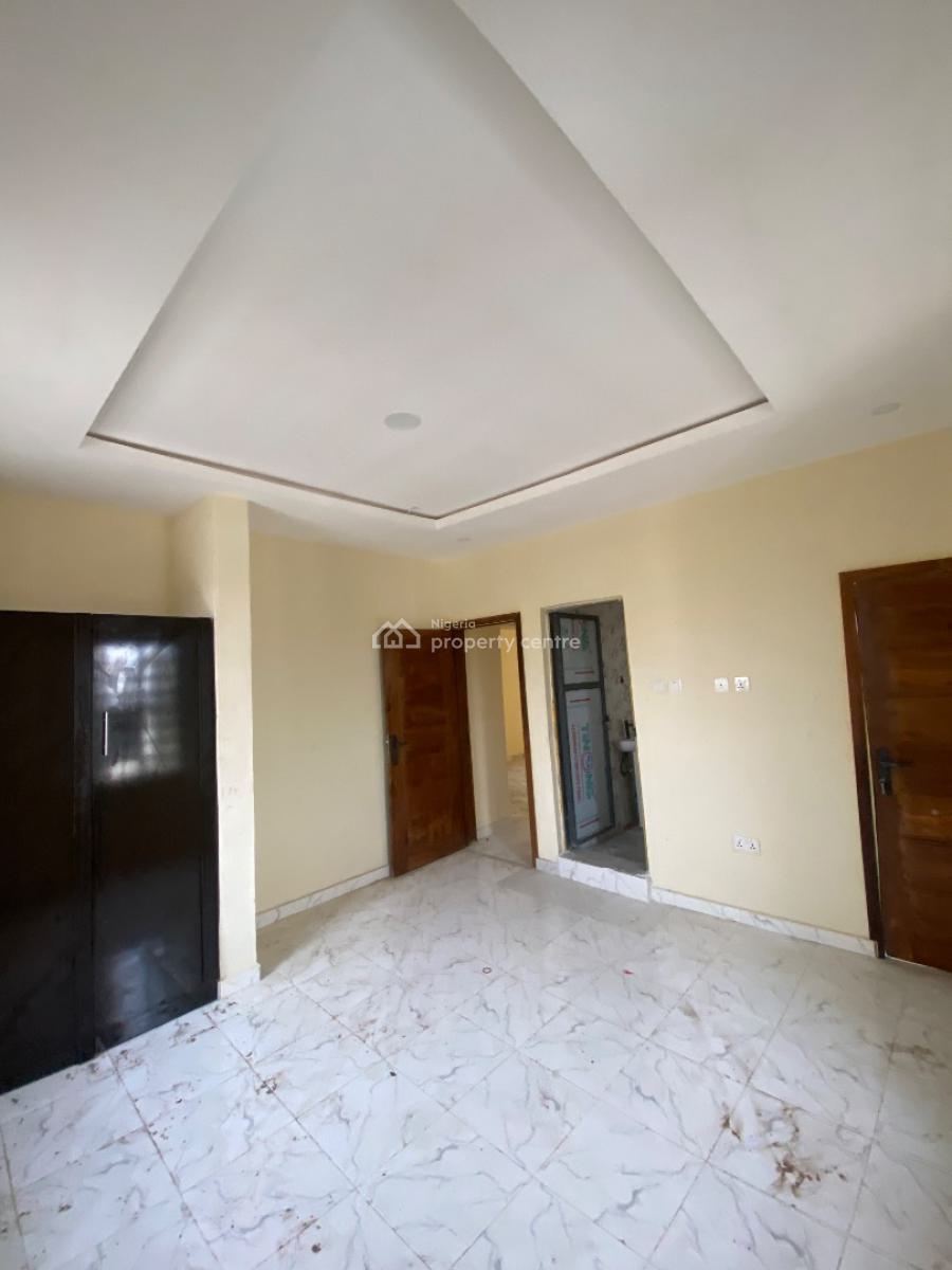 Excutive Two Bedroom Apartment, Peaceland Estate, Ogombo, Ajah, Lagos, Flat / Apartment for Rent