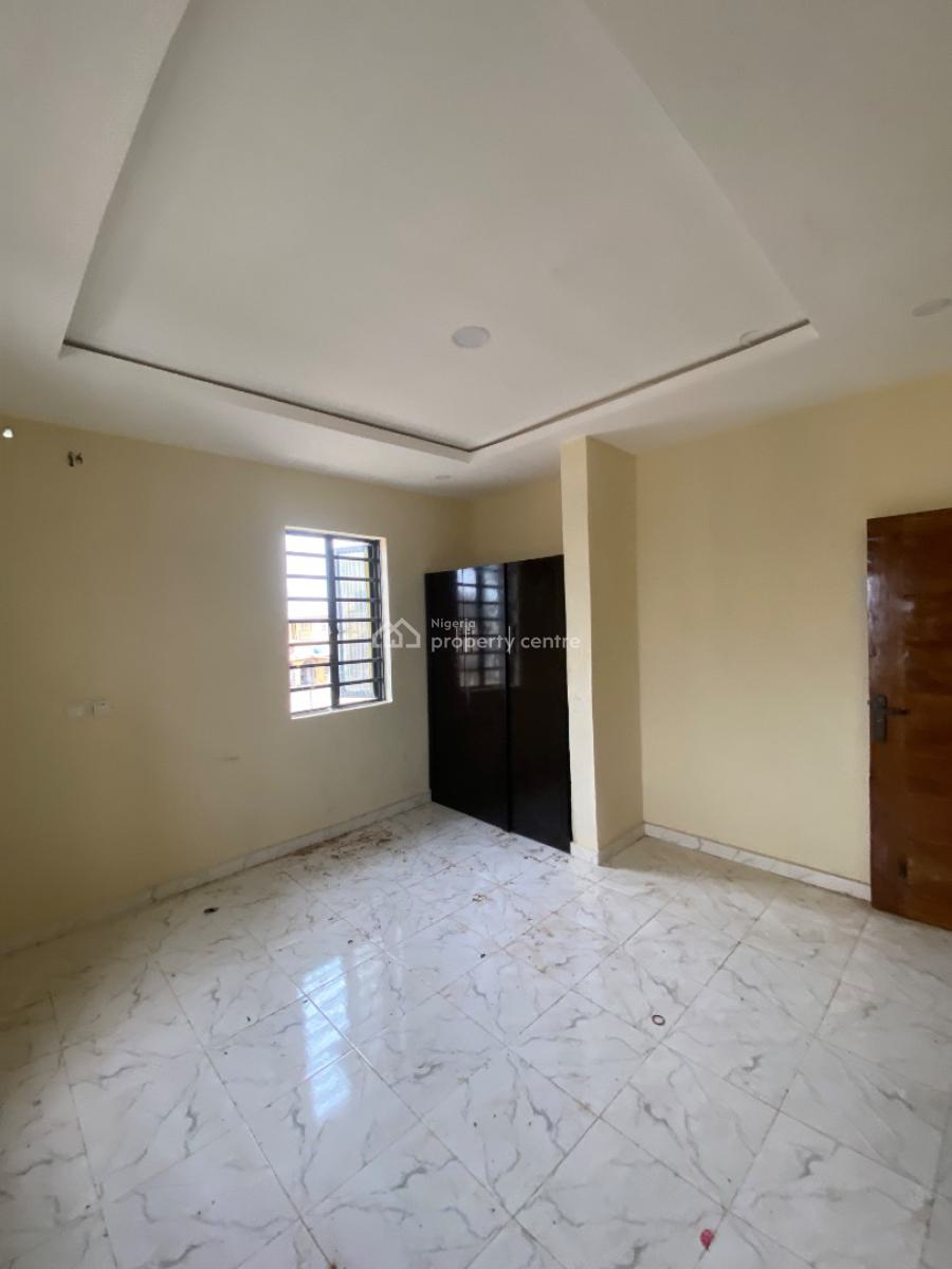 Excutive Two Bedroom Apartment, Peaceland Estate, Ogombo, Ajah, Lagos, Flat / Apartment for Rent