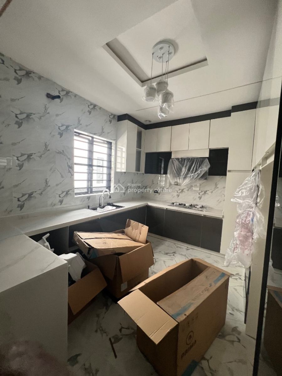 4 Bedroom Duplex and a Bq, Idado Estate, Lekki Phase 2, Lekki, Lagos, Detached Duplex for Rent