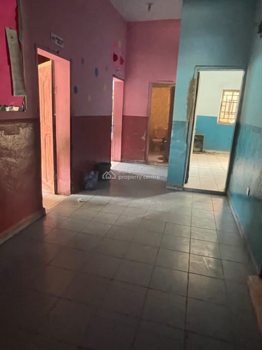 School, Sabon Lugbe, Lugbe District, Abuja, School for Sale
