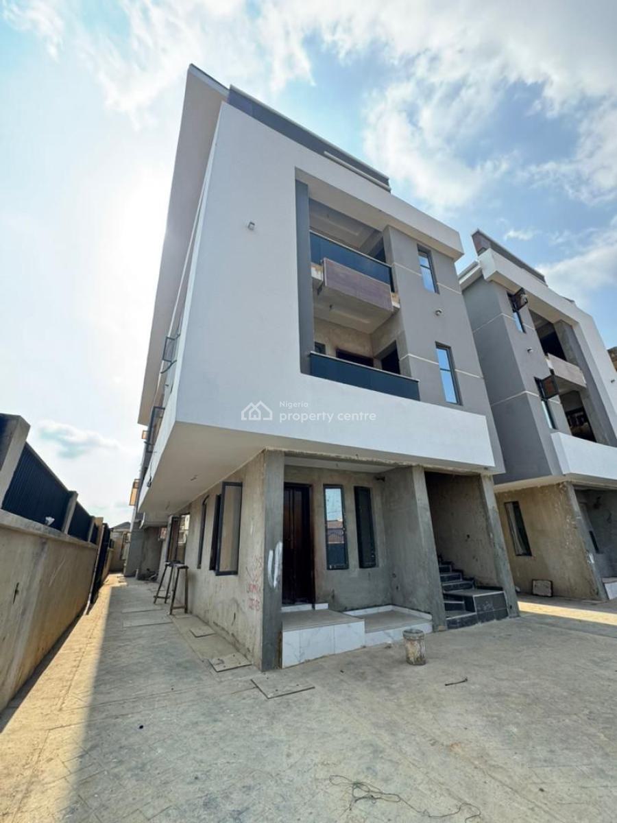 Beautifully Built 2 Bedroom Apartment, Gbagada, Lagos, Flat / Apartment for Sale