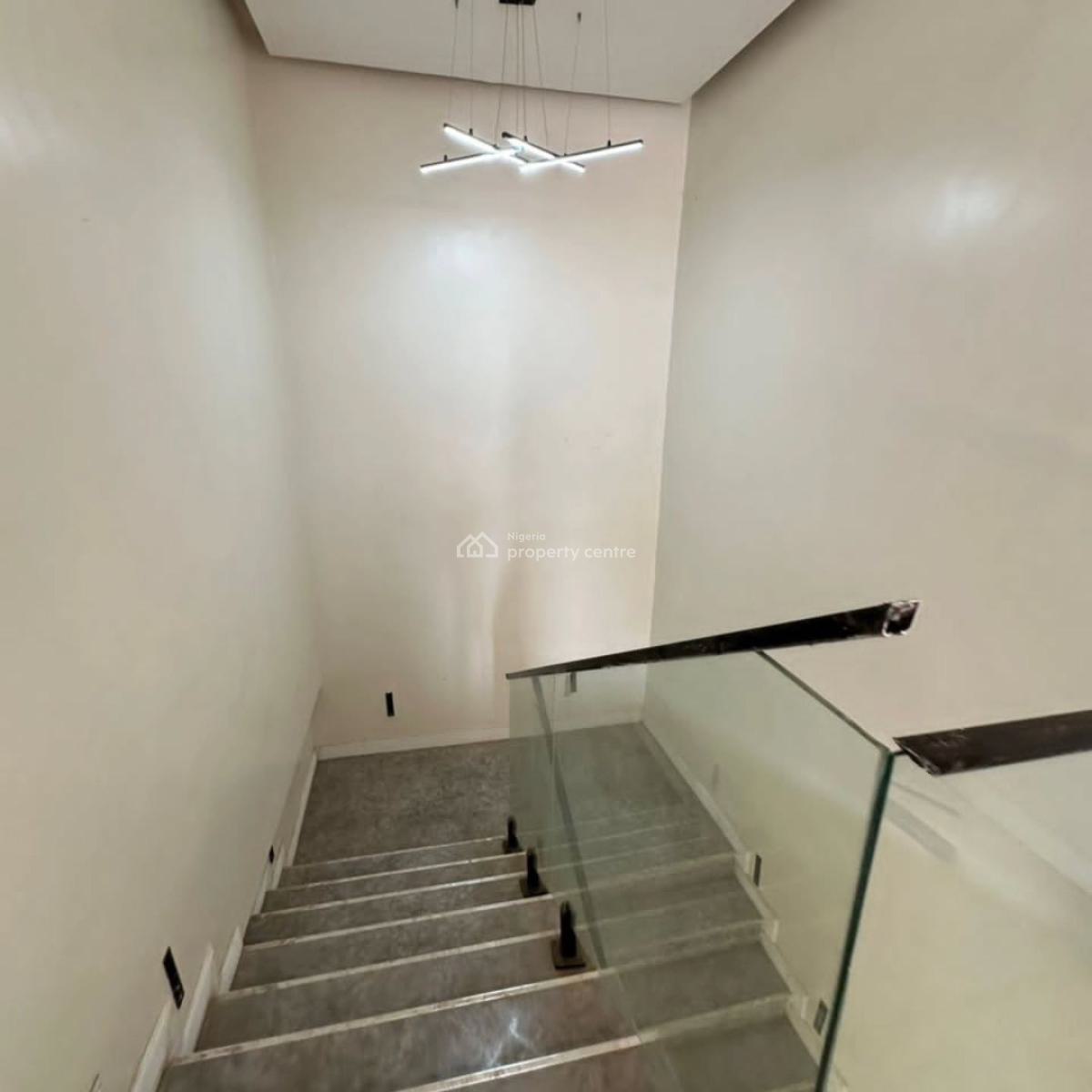 5-bedroom Detached Mansion Designed for Premium Living., Guzape District, Abuja, Detached Bungalow for Sale