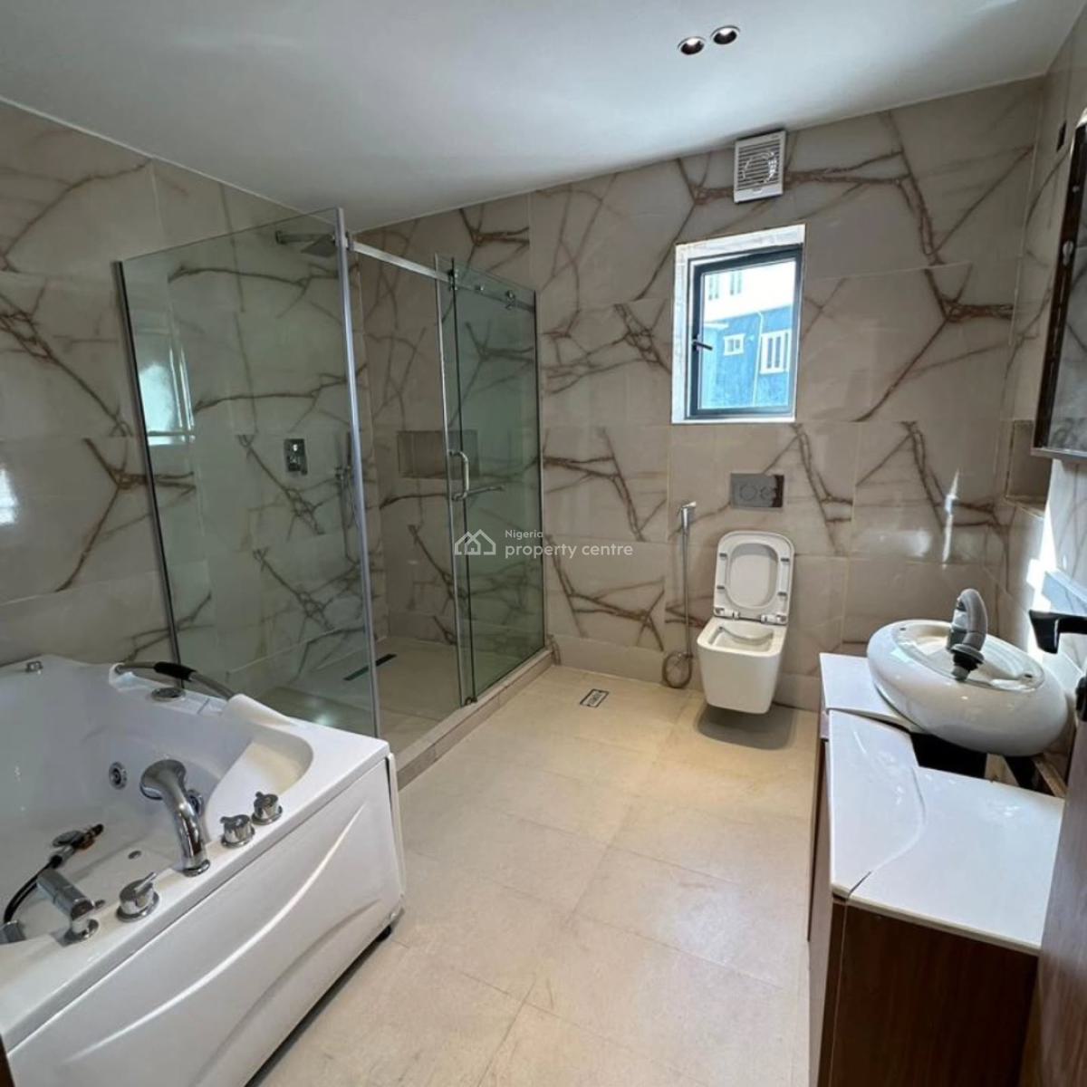 5-bedroom Detached Mansion Designed for Premium Living., Guzape District, Abuja, Detached Bungalow for Sale