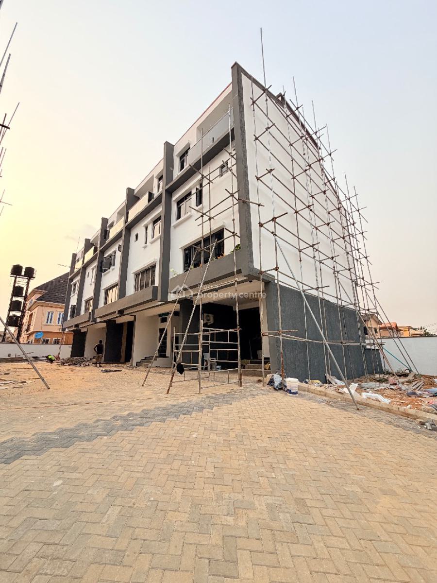 Neatly Built 4 Bedroom Terrace Duplex in a Gated and Secured Estate, Gbagada, Lagos, Terraced Duplex for Sale