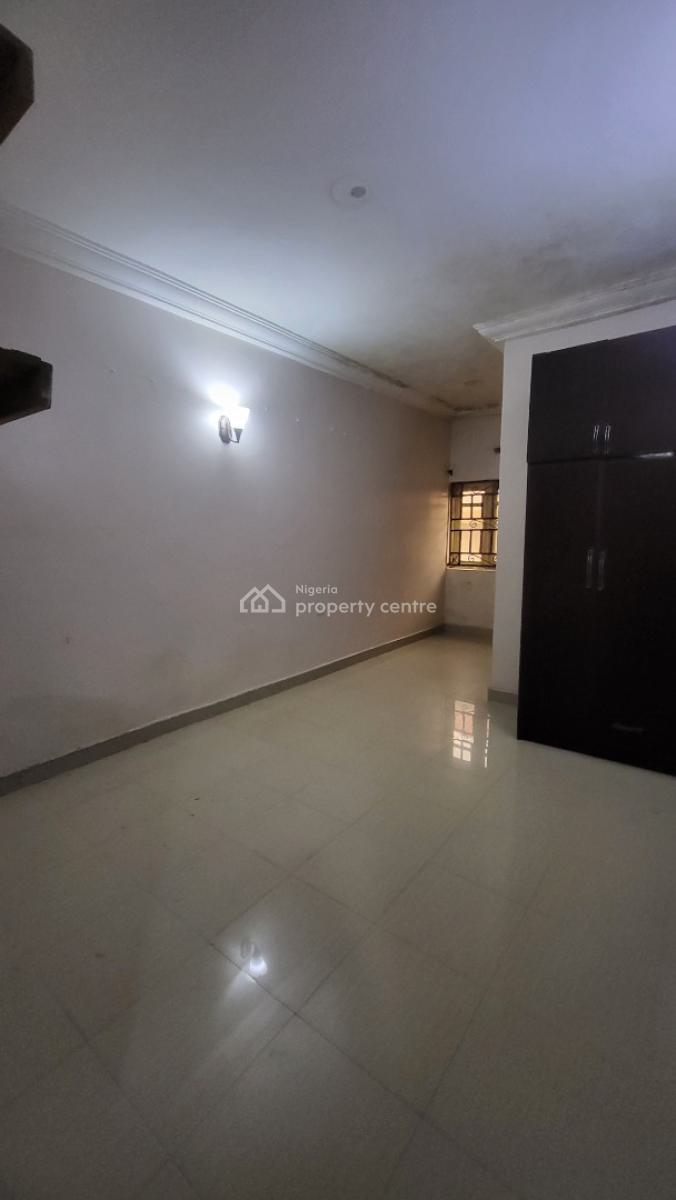 3 Bedroom Flat, Life Camp Close to Earth Point, Life Camp, Abuja, Flat / Apartment for Rent