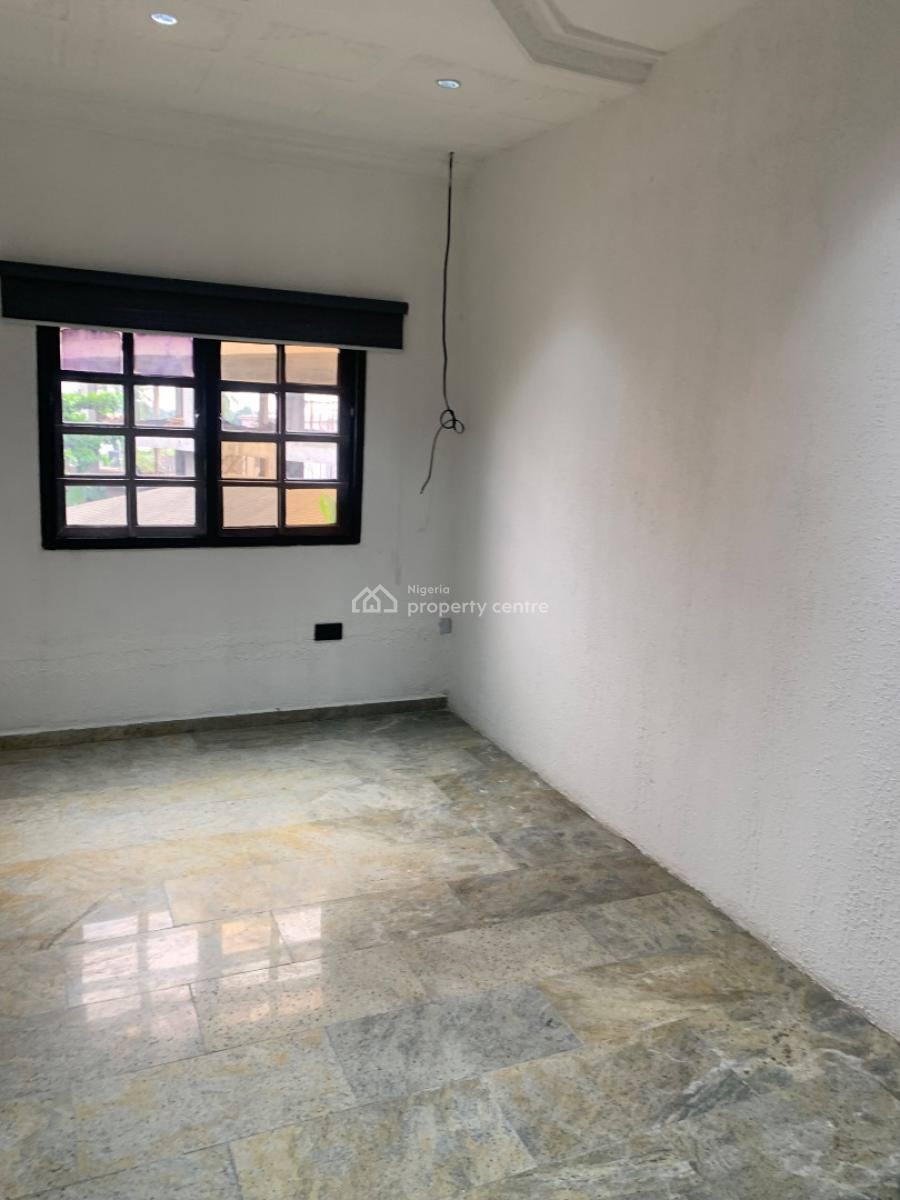 Well Maintained 5 Bedrooms Office Space, Ikeja Gra, Ikeja, Lagos, Office Space for Rent