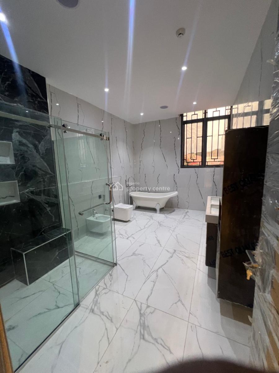 Self Compound 5 Bedroom Fully Detached Duplex with Bq, Lekki Phase 1, Lekki, Lagos, Detached Duplex for Rent