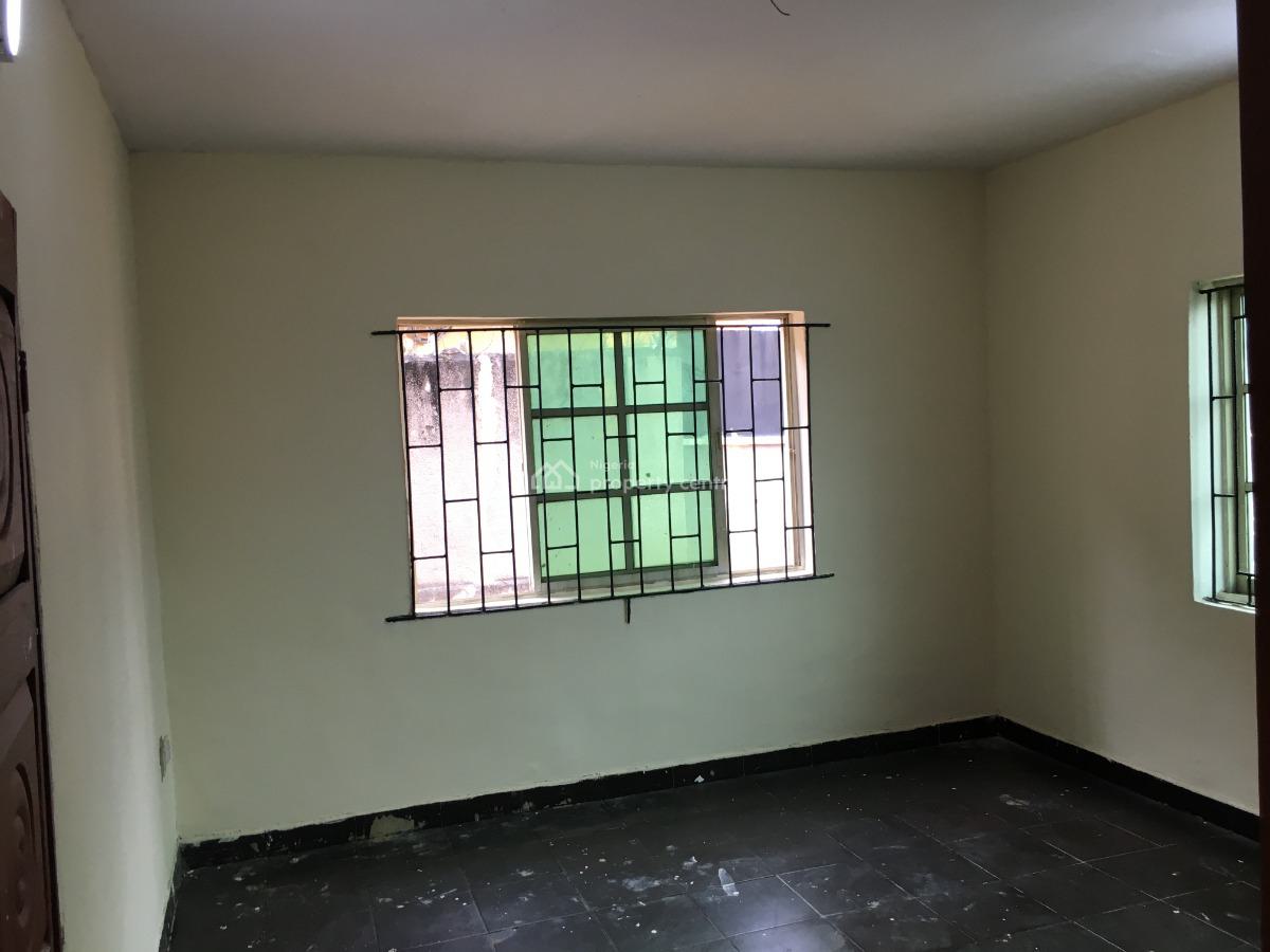 Newly Renovated 3 Bedrooms Flat with Bq, Off Oyedele Oguniyi, Anthony, Maryland, Lagos, Flat / Apartment for Rent