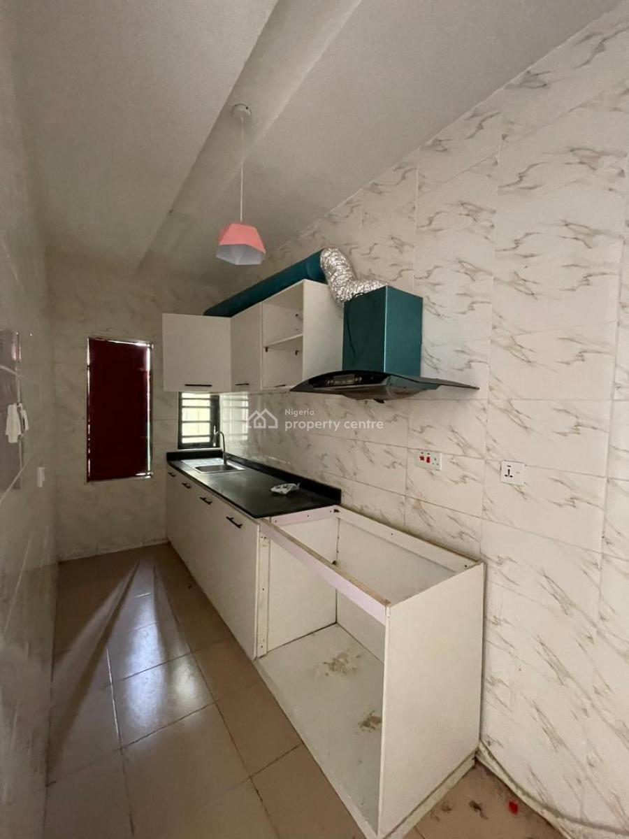 2 Bedroom Apartment, Ologolo, Lekki, Lagos, Flat / Apartment for Rent
