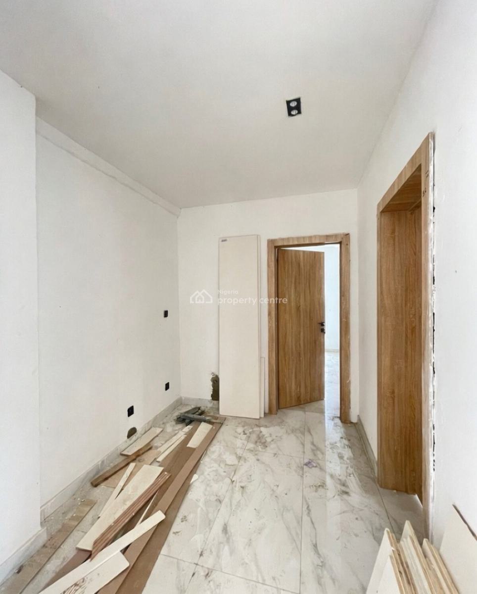 Stunning 2 Bedroom Apartment with Bq, Ikate, Lekki, Lagos, Block of Flats for Sale