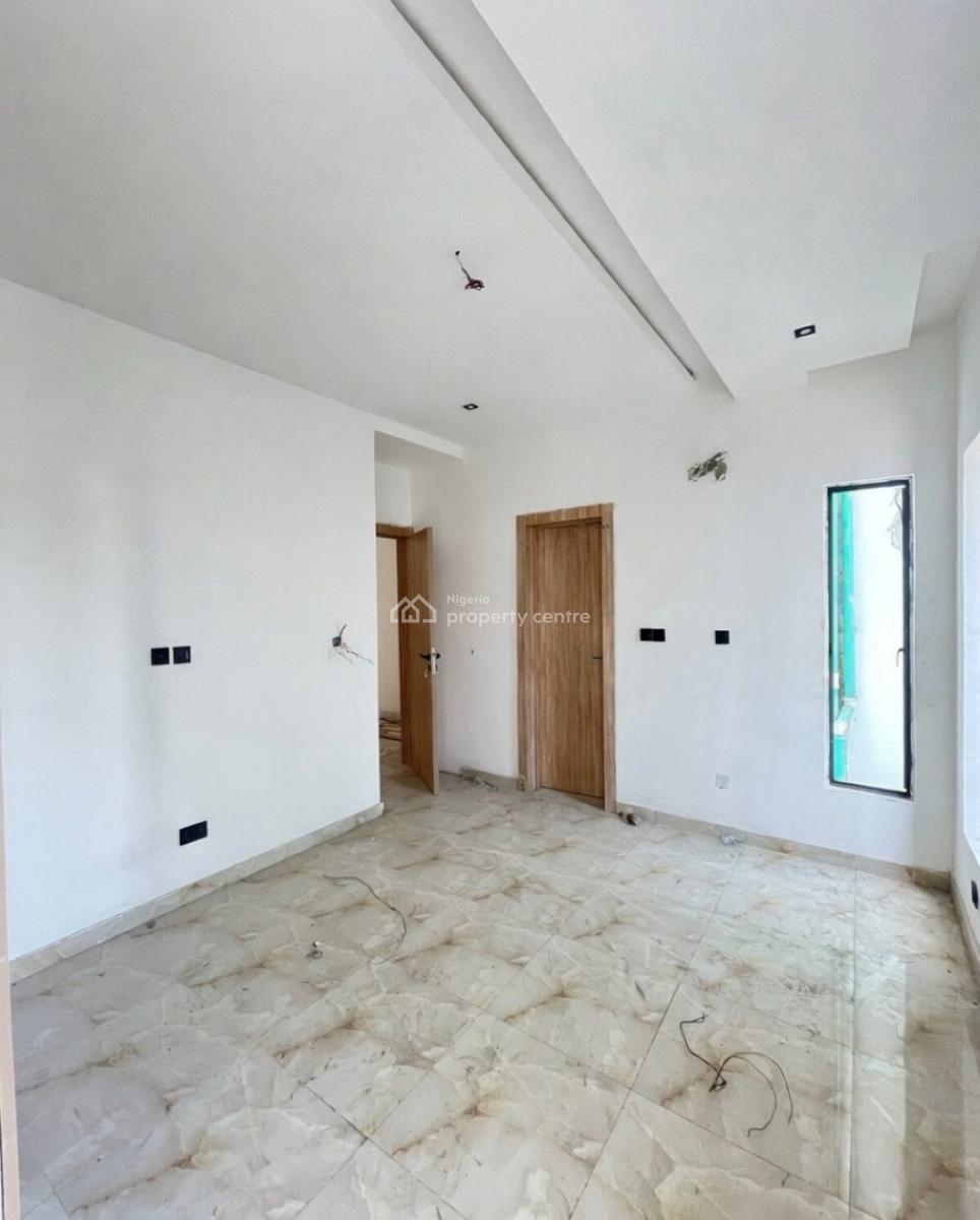 Stunning 2 Bedroom Apartment with Bq, Ikate, Lekki, Lagos, Block of Flats for Sale