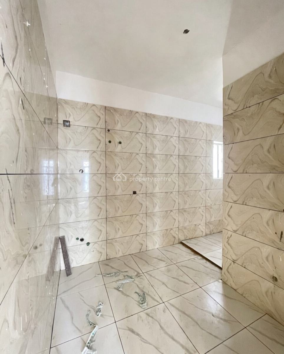 Lovely 3 Bedroom Maisonette with Bq, Lekki Phase 1, Lekki, Lagos, Detached Duplex for Sale