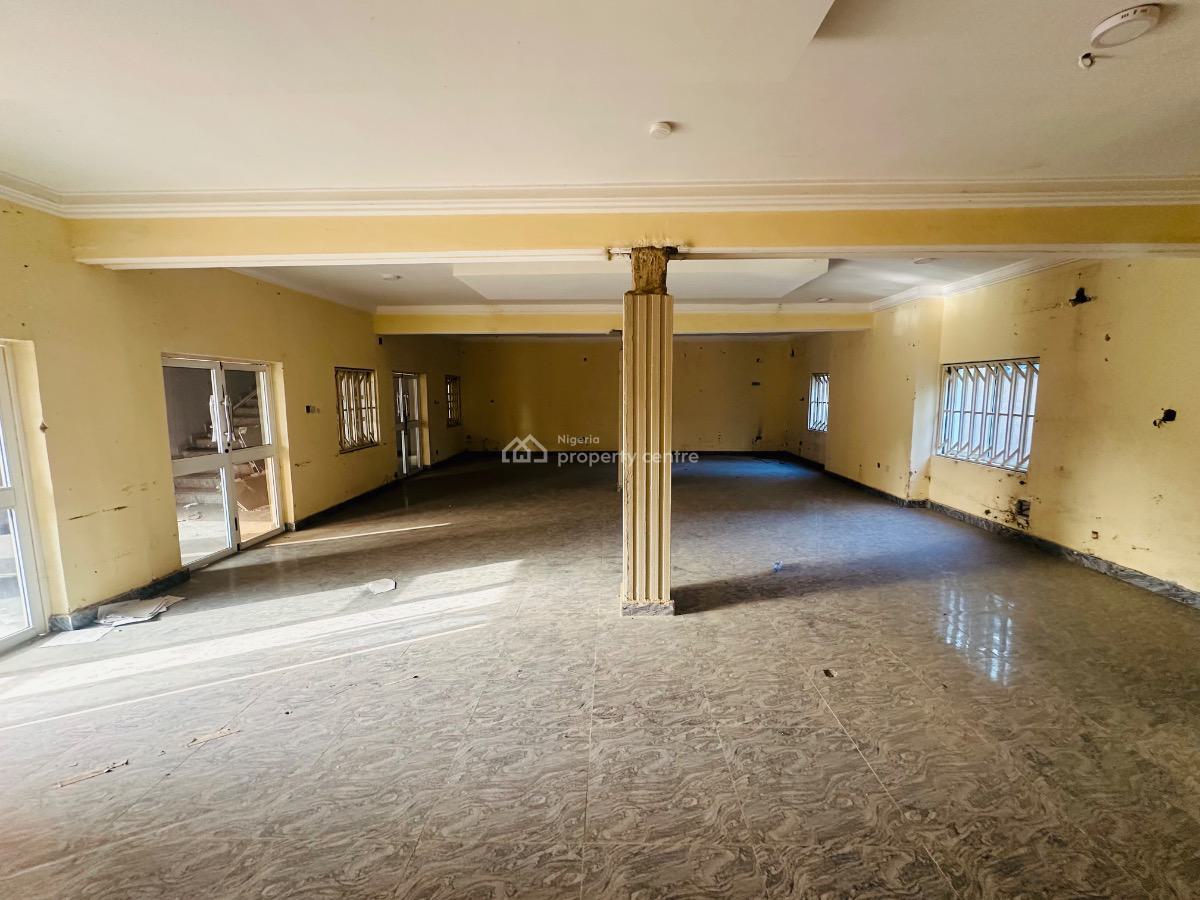 Office Complex, Wuse, Abuja, Plaza / Complex / Mall for Sale