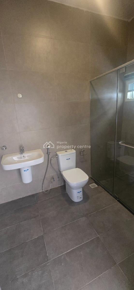 Large Size 2 Bedroom Flat + Staff Room, Osborne Foreshore Estate Phase 1, Osborne, Ikoyi, Lagos, Flat / Apartment for Rent