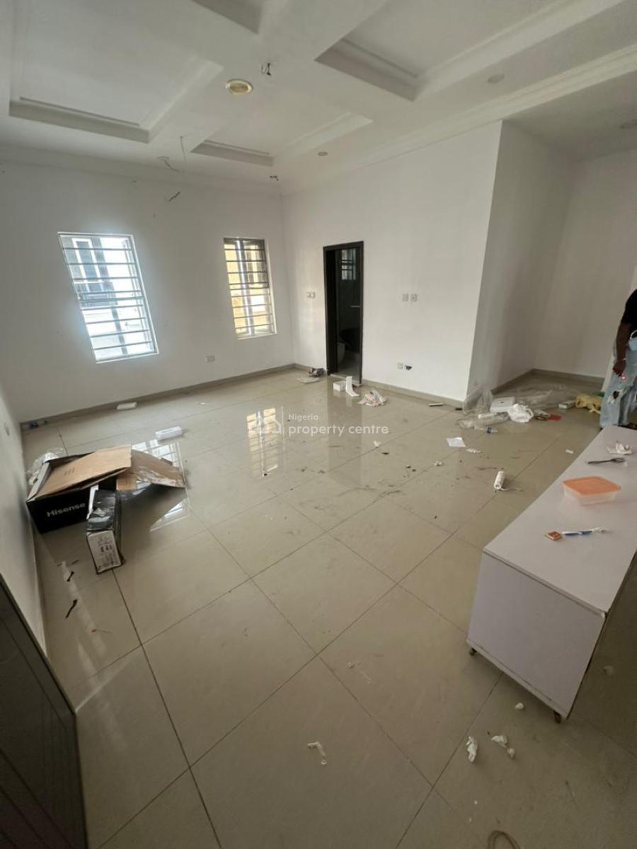 Spacious Masters Bedroom Studio Apartment with Balcony, Kitchen, Chevron, Lekki, Lagos, Self Contain (single Rooms) for Rent