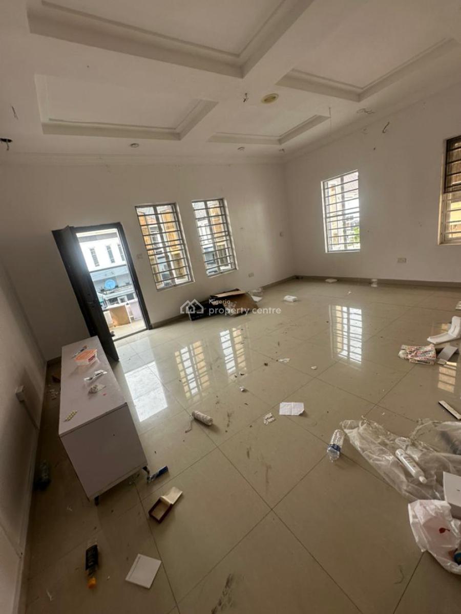 Spacious Masters Bedroom Studio Apartment with Balcony, Kitchen, Chevron, Lekki, Lagos, Self Contain (single Rooms) for Rent