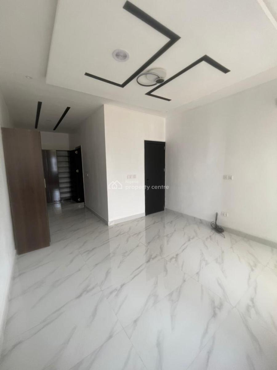 Lovely 4 Bedroom Semi Detached Duplex with Bq, Chevron, Lekki, Lagos, Semi-detached Duplex for Sale