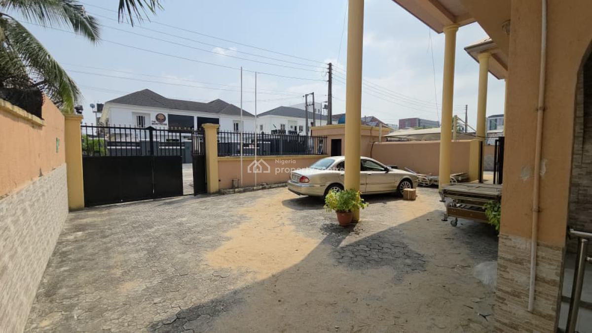 Luxury 5 Bedroom Semi Detached House with 2 Bq and Bungalow, Lekki Phase 1, Lekki, Lagos, Semi-detached Duplex for Sale
