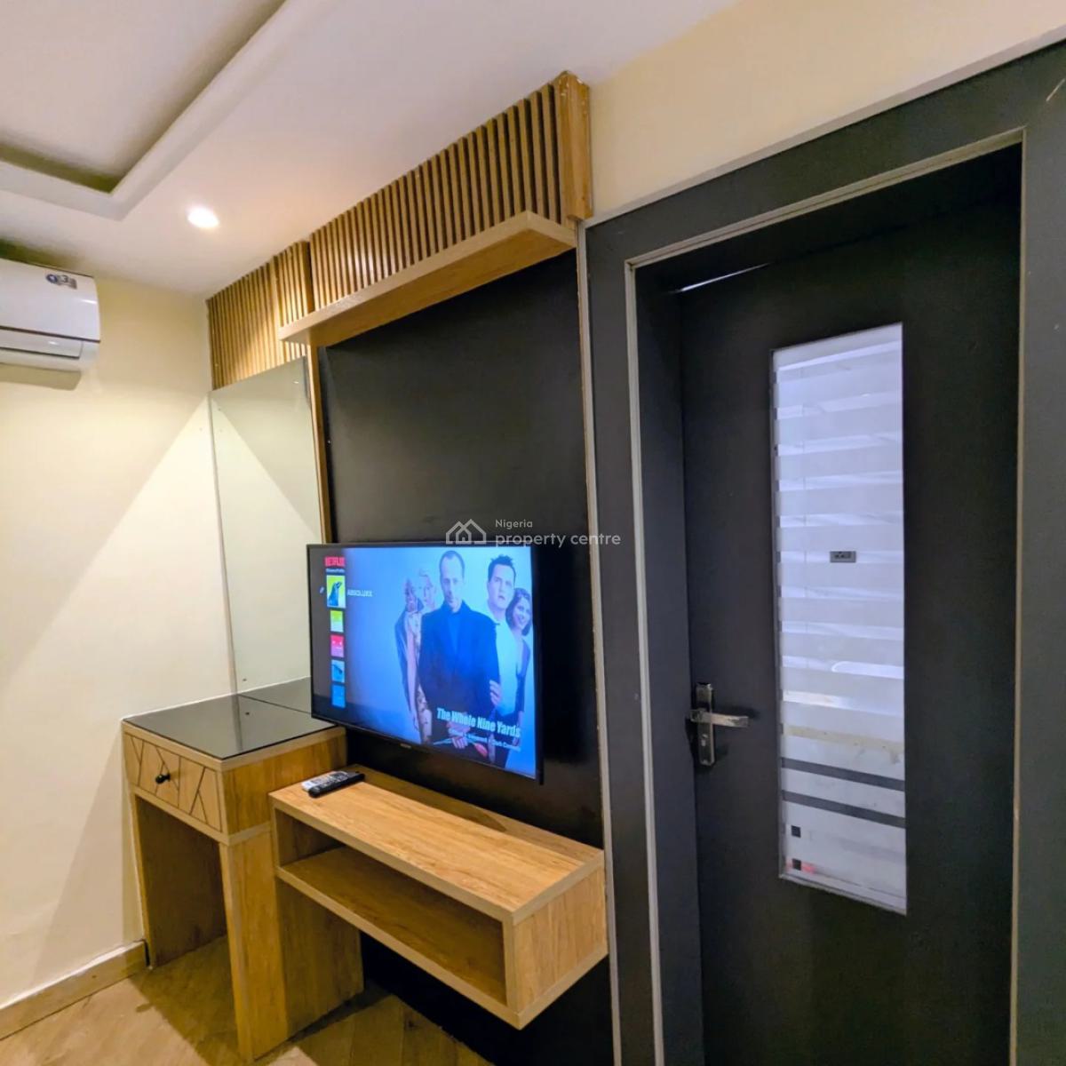 0threeresidence Yellow Theme 2 Bedroom, Wuse 2, Abuja, Flat / Apartment Short Let