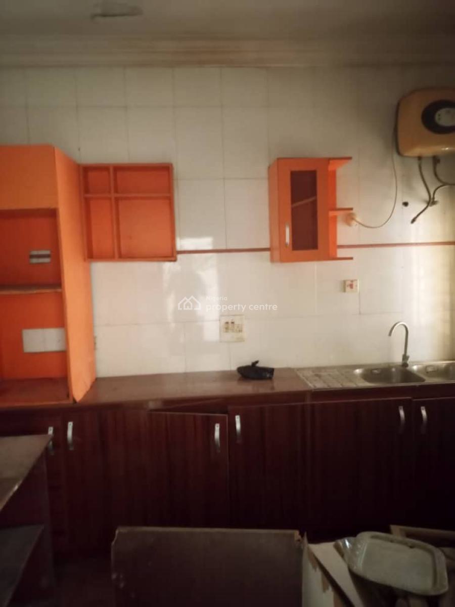 Spacious and Sharp 3 Bedroom Flat, Badore, Ajah, Lagos, Flat / Apartment for Rent