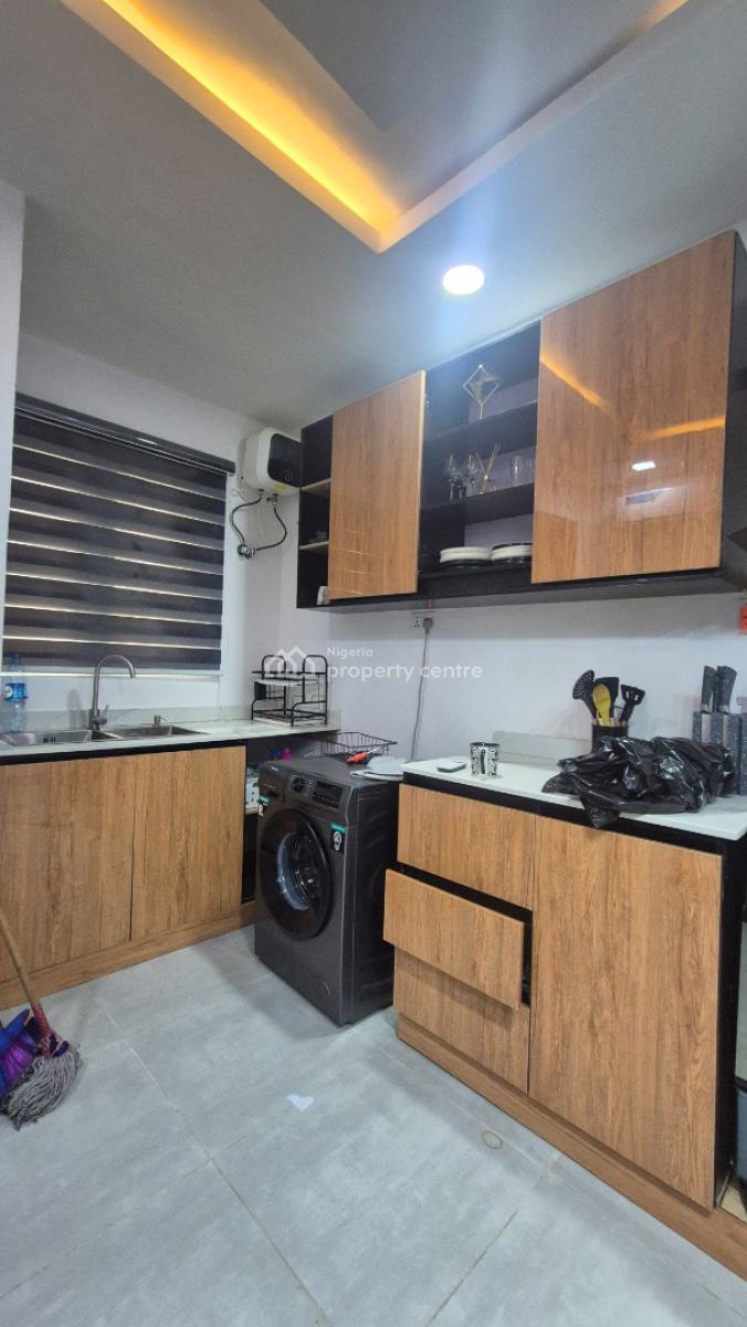 Luxurious & Fully Furnished 3 Bedroom Flat with Bq in Maryland, Within a Highly Secured  Estate in Maryland, Anthony, Maryland, Lagos, Flat / Apartment for Rent