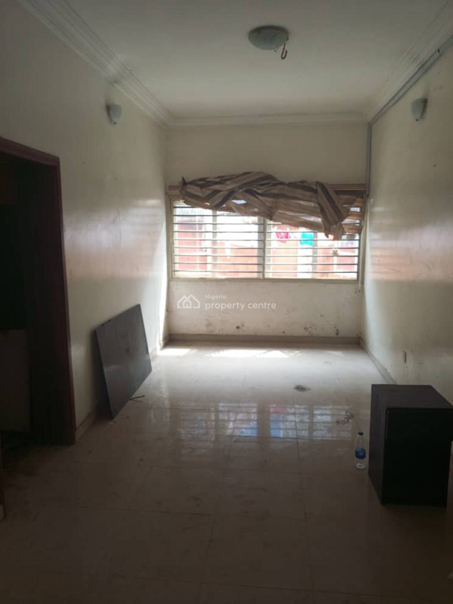 a 3bedroom Apartment, Ado Road, Ajah, Lagos, Flat / Apartment for Rent