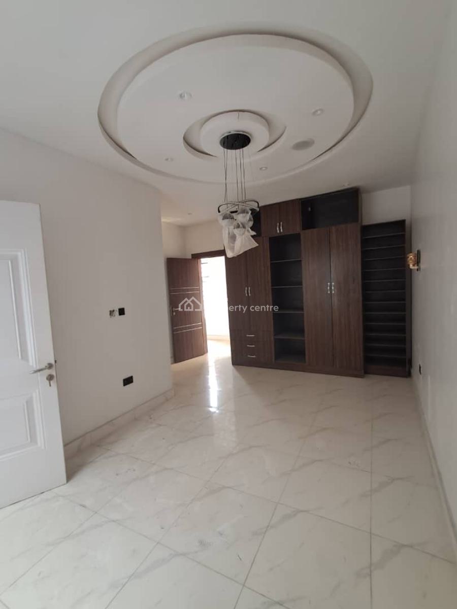 Uniquely Designed 5 Bedroom Fully Detached Luxury Home with  Bq, Gra Phase 2, Magodo, Lagos, Detached Duplex for Sale