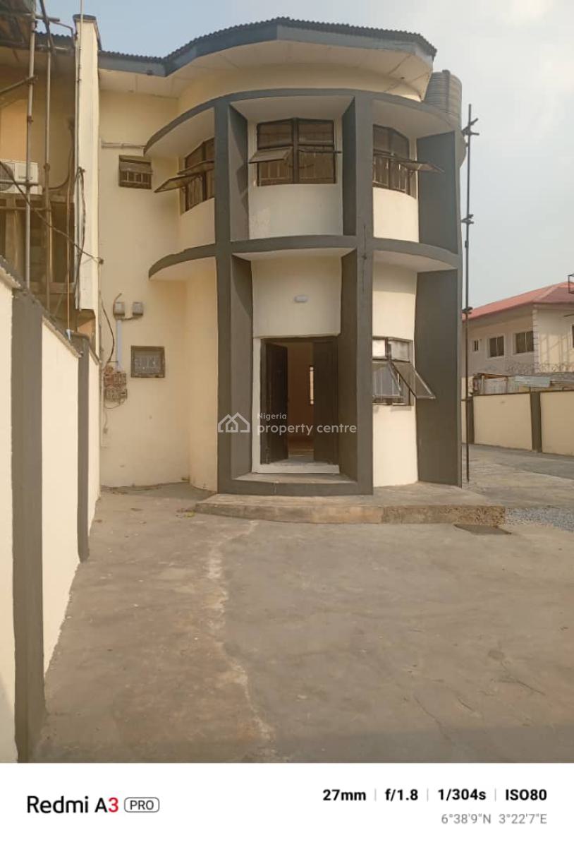 Spacious 2-bedroom Flat, Omole Phase 2, Ikeja, Lagos, Flat / Apartment for Rent