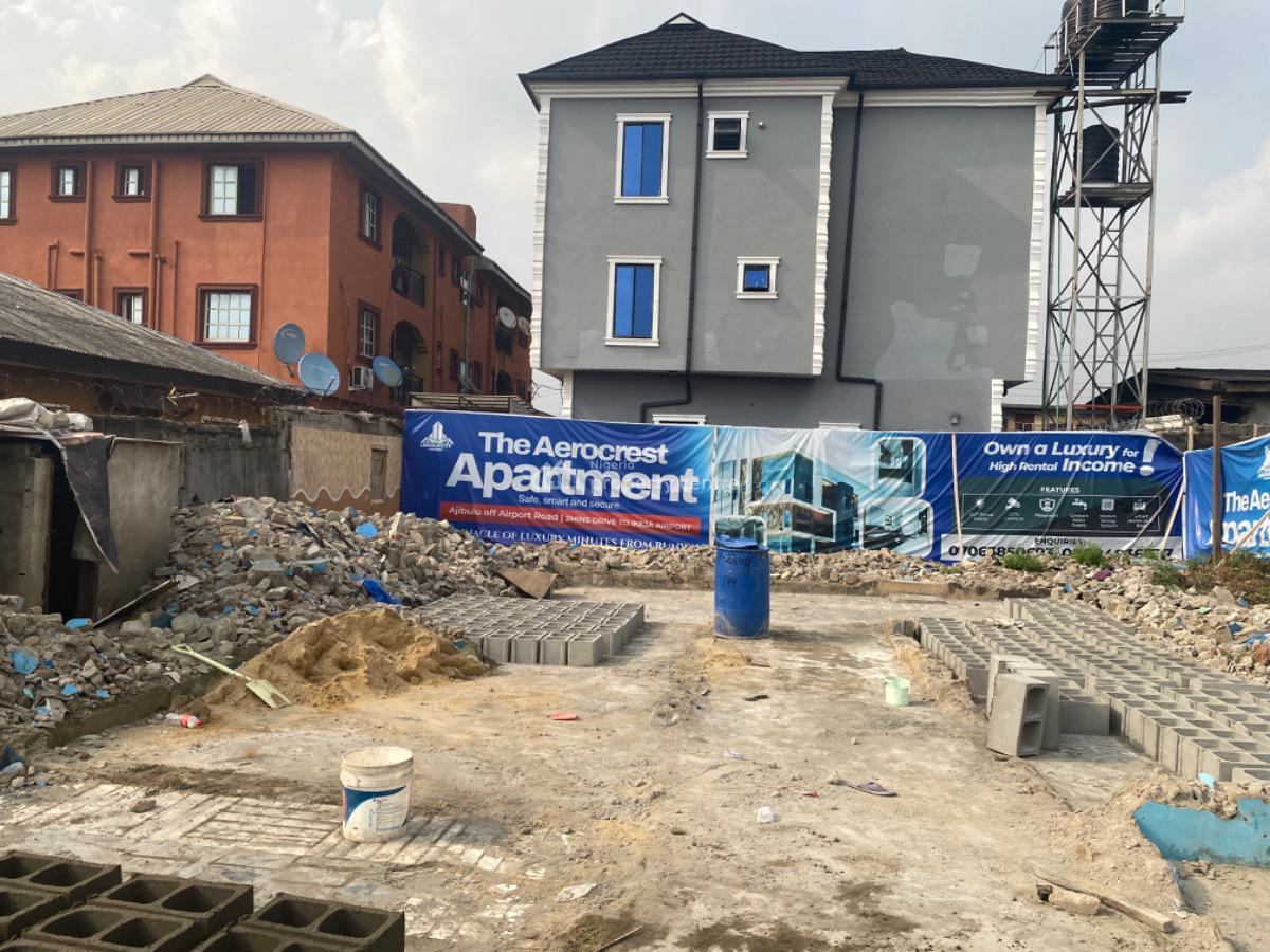 Luxury 1 Bedroom Apartment, Ikeja, Lagos, Flat / Apartment for Sale