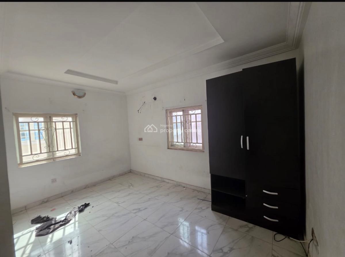 a Massive, Spacious 3 Bedroom, Gwarinpa Extension By Efab Metropolis, Gwarinpa, Abuja, Flat / Apartment for Rent