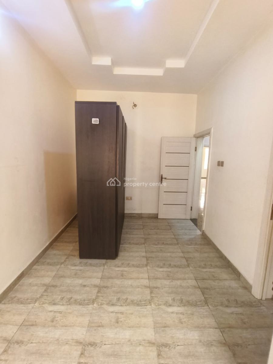 Neat and Spacious 4bed with a Bq, Mobil Road, Ilaje, Ajah, Lagos, Semi-detached Duplex for Rent