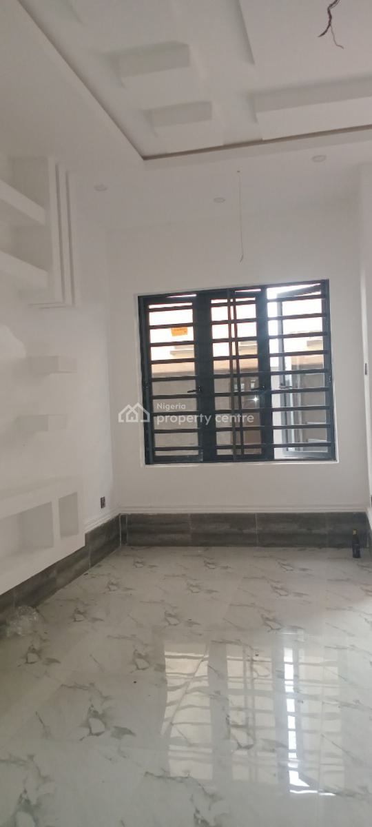 Now Available, Mobil Road Ilaje Ajah, Ilaje, Ajah, Lagos, Flat / Apartment for Rent