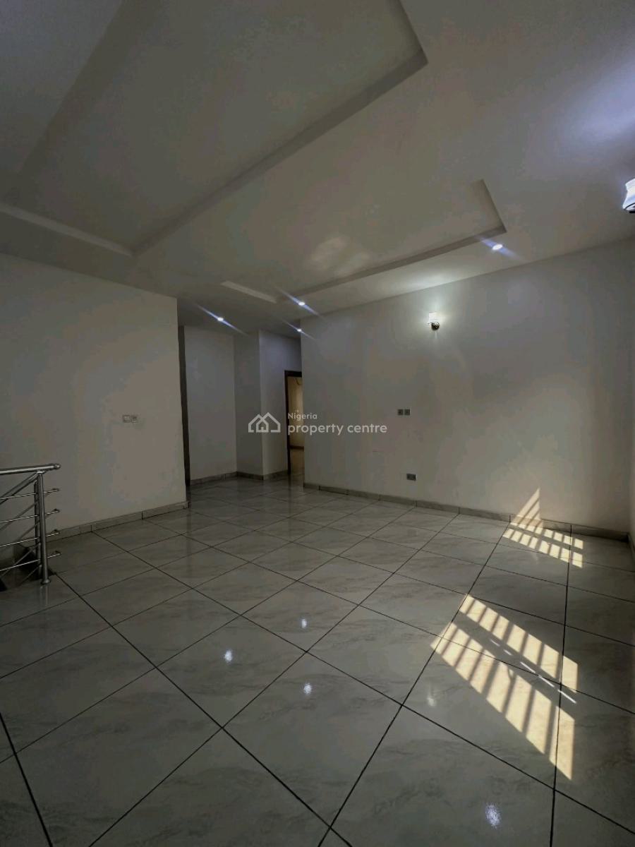 This Is a Lovely 2 Bedroom Apartment, Orchid, Lekki, Lagos, Flat / Apartment for Rent