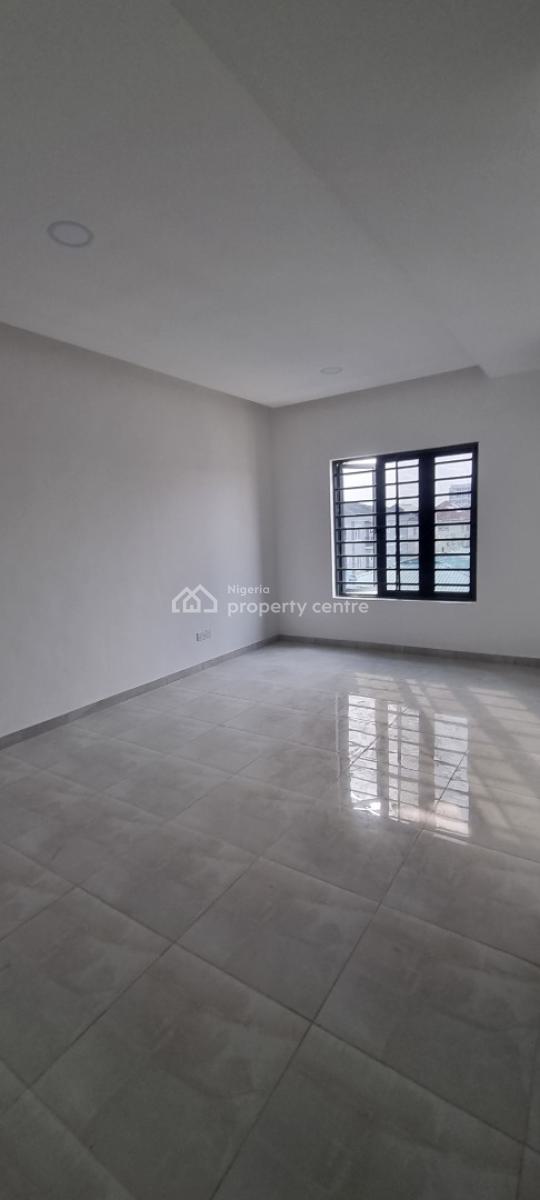 Very Large Spacious 4brm Maisonette with Swimming Pool, Oniru Victoria Island, Victoria Island (vi), Lagos, Terraced Duplex for Sale