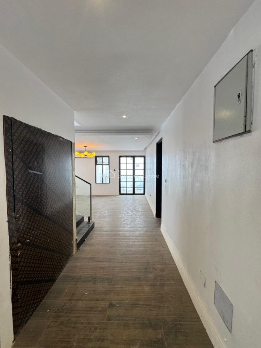 Ultra-luxury 4 Bedroom Fully Detached, Banana Island, Ikoyi, Lagos, Detached Duplex for Sale
