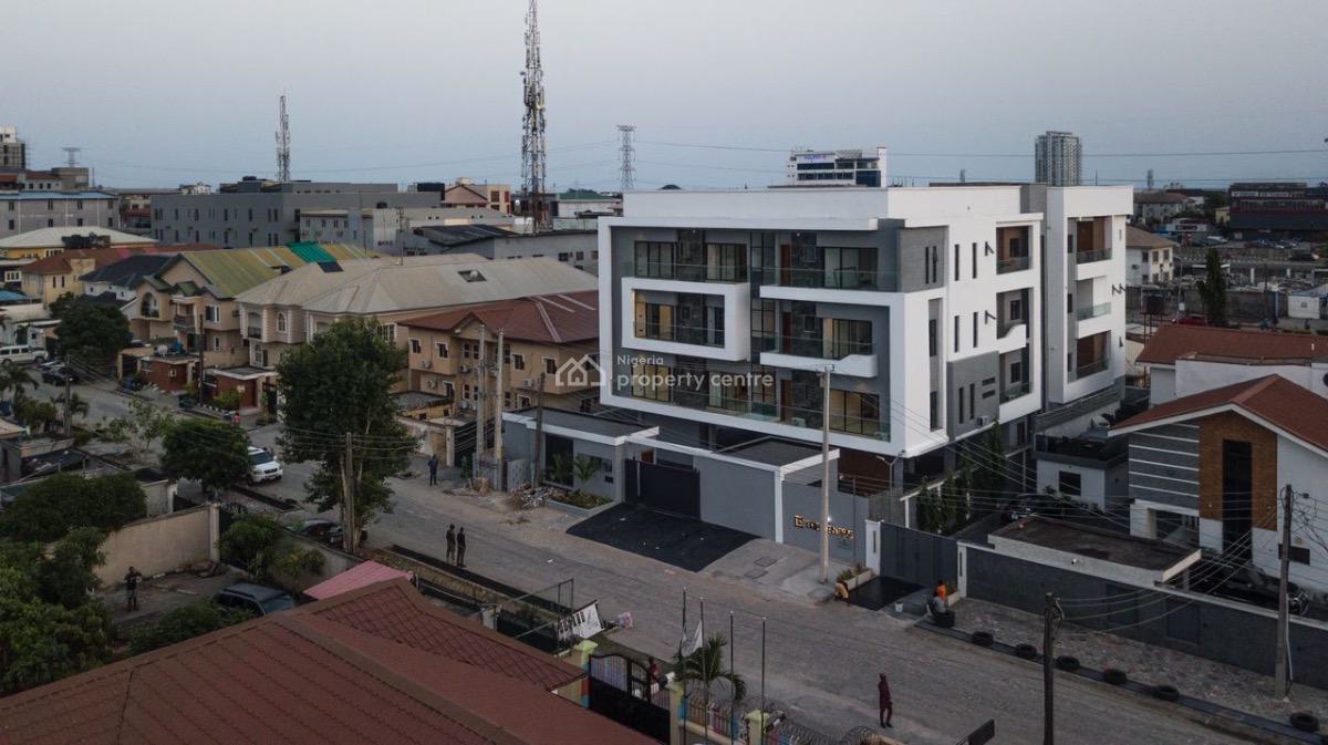 Luxury 2 Bedroom Apartment with Bq, Lekki Phase 1, Lekki, Lagos, Flat / Apartment for Sale