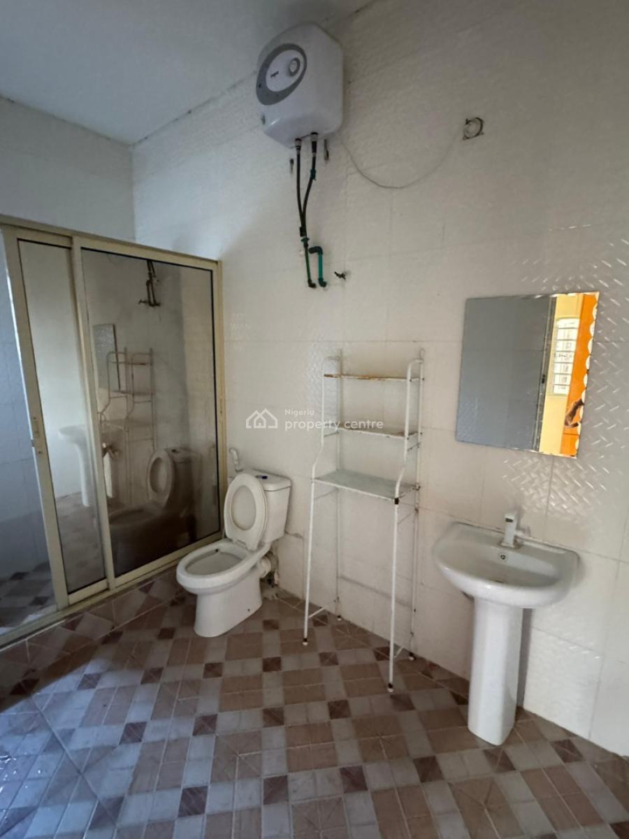 Nice and Spacious 3bedroom Flat, Idado, Lekki, Lagos, Flat / Apartment for Rent