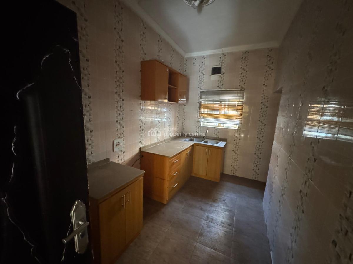 Nice and Spacious 3bedroom Flat, Idado, Lekki, Lagos, Flat / Apartment for Rent