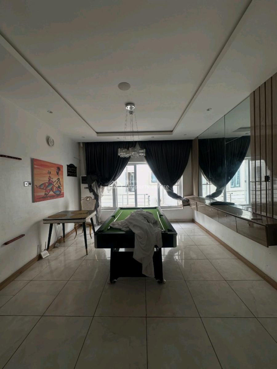 Luxurious 3 Bedroom Apartment, Lekki Phase 1, Lekki, Lagos, Flat / Apartment for Rent
